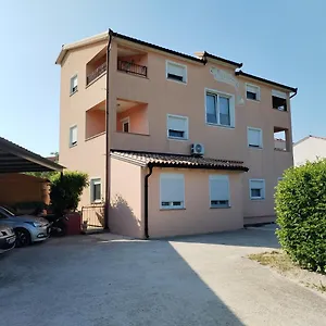 Apartman Bartol